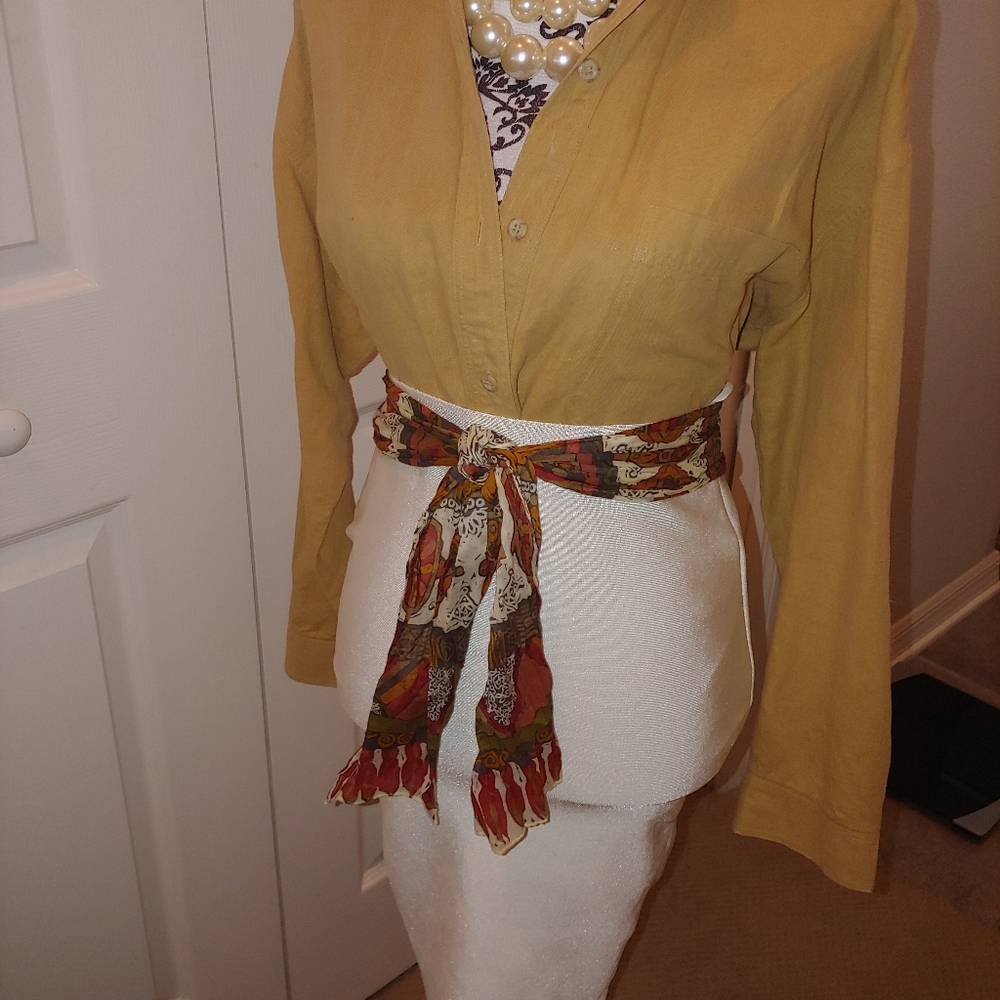cream  skirt M new without tag